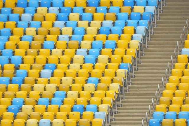 成绩低迷成 成绩低迷成